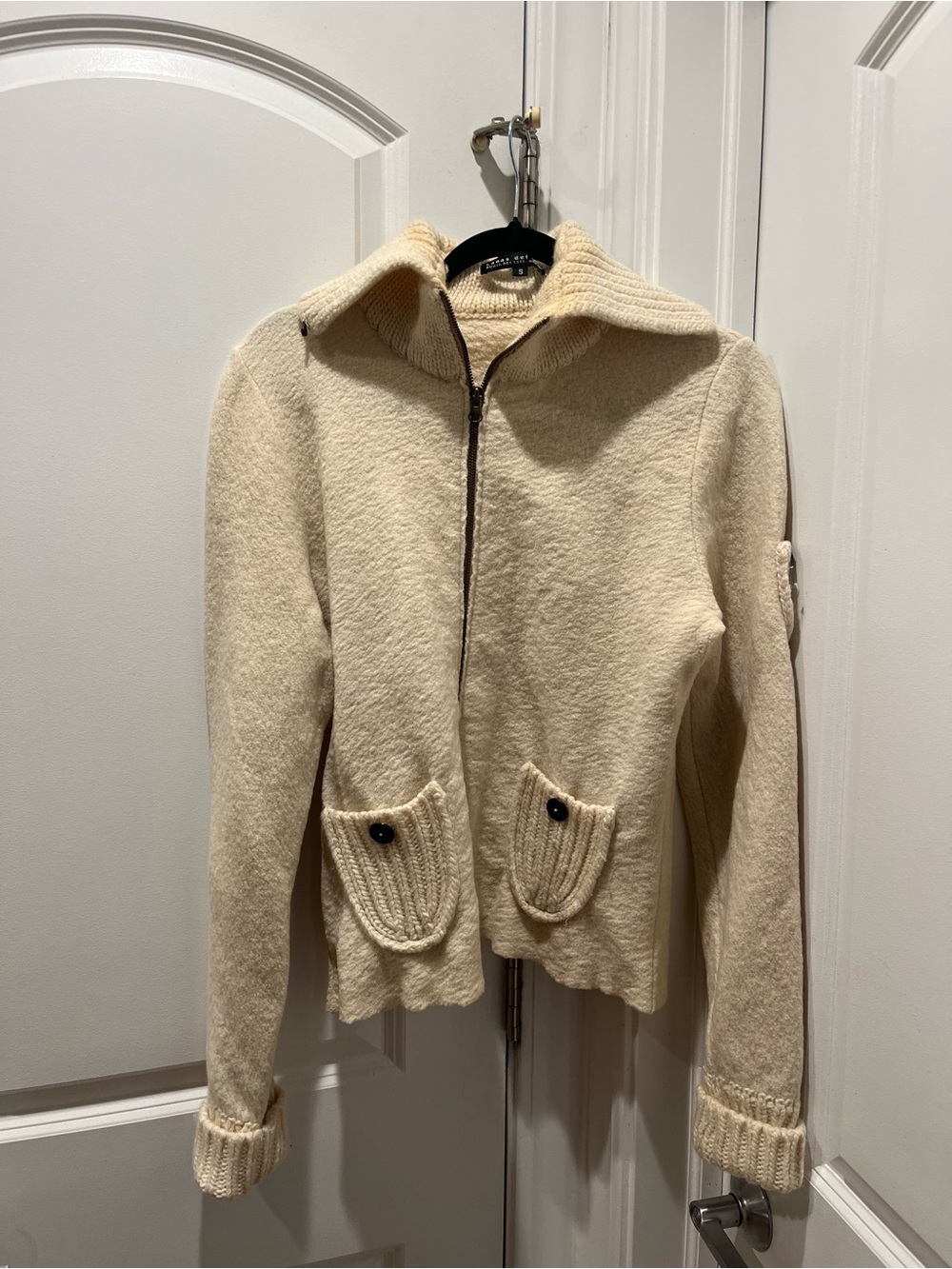 Cream Zip-Front Women's Knit Jacket